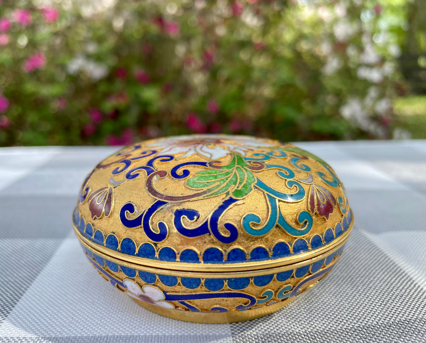 Vintage Cloisonné Enamel Hand Painted Powder Jar Trinket Box with White Flowers