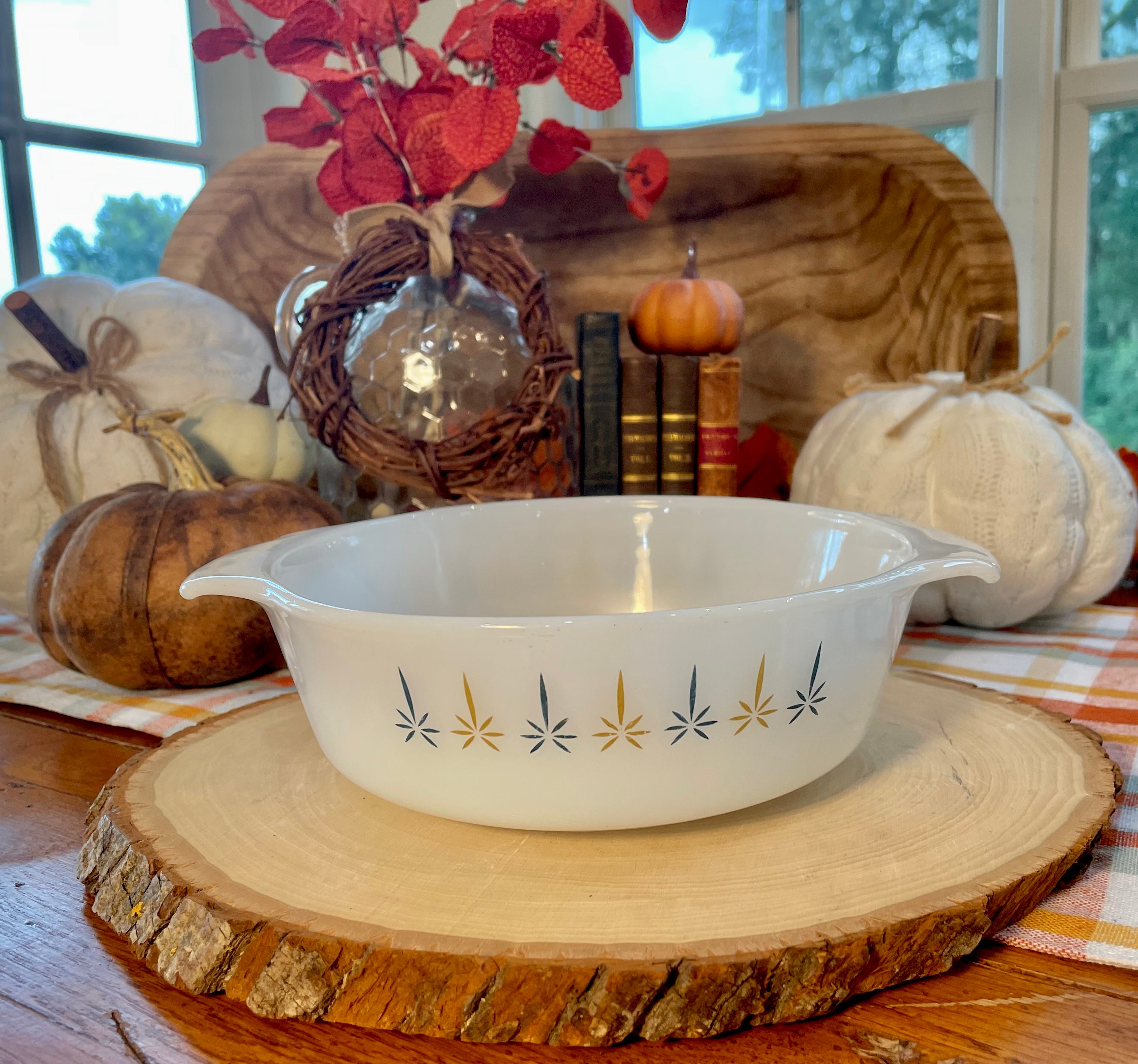 Vintage hot Fireking lidded bowls, streamlined 1950s' modern design. White milk glas