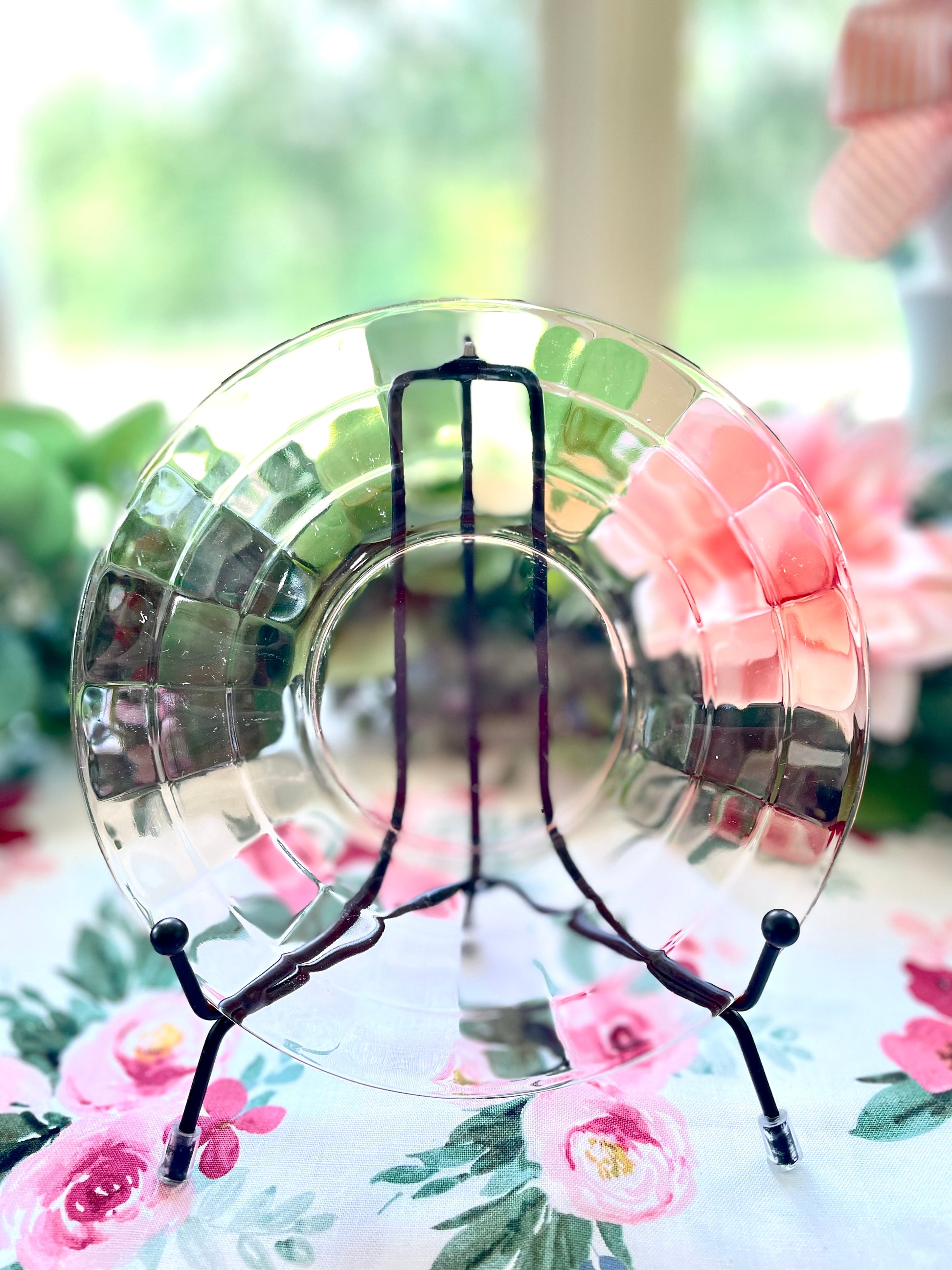 https://www.thebrokenbirdcompany.com/cdn/shop/files/pinkglasssaucer.jpg?v=1687145654&width=1946