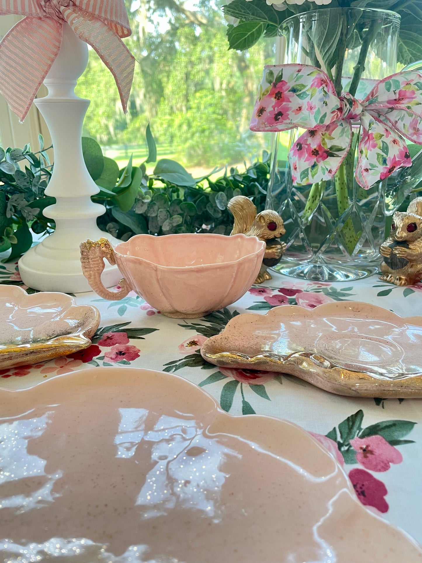 Vintage 1950s Shell Sea Ware Pink and Gold Glitter Sea Shell Shaped Dining Set with Sea Horse Tea Cups