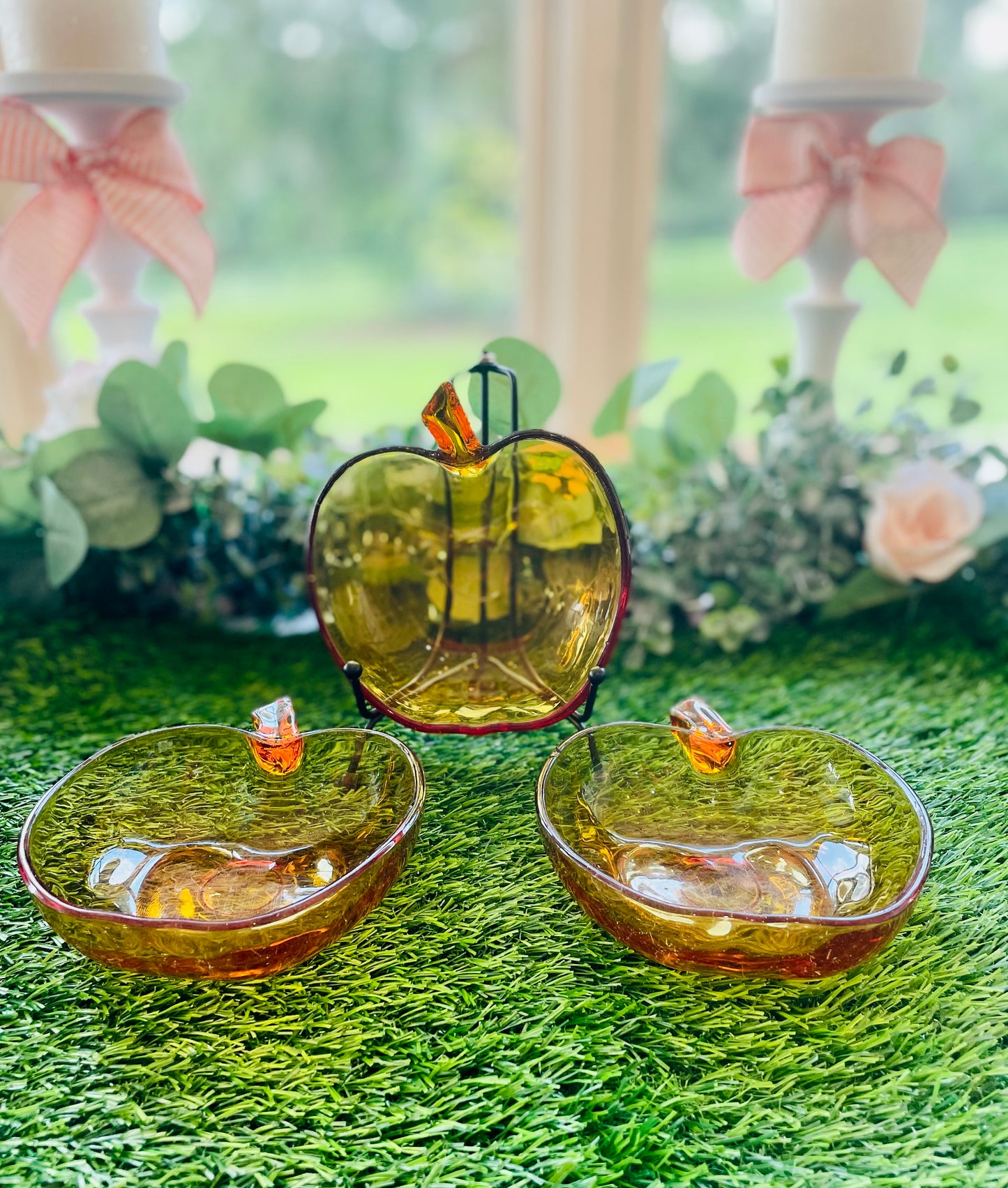 Vintage Orchard Amber Glass Apple Shaped Dessert Bowls