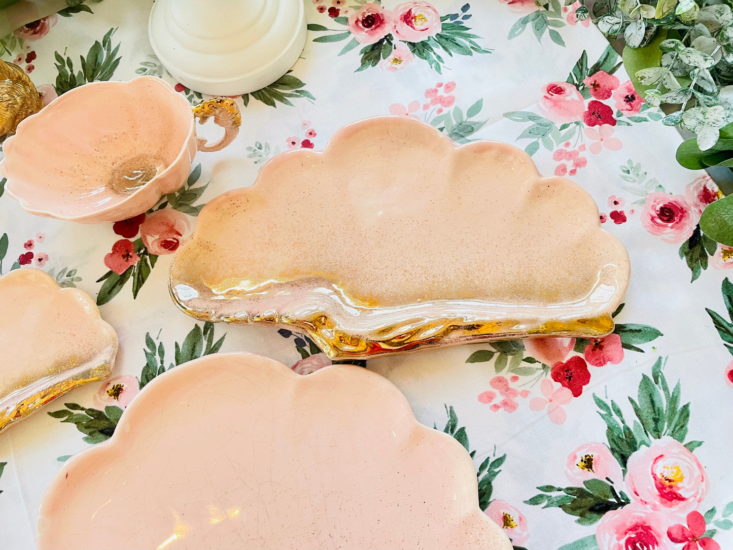 Vintage 1950s Shell Sea Ware Pink and Gold Glitter Sea Shell Shaped Dining Set with Sea Horse Tea Cups