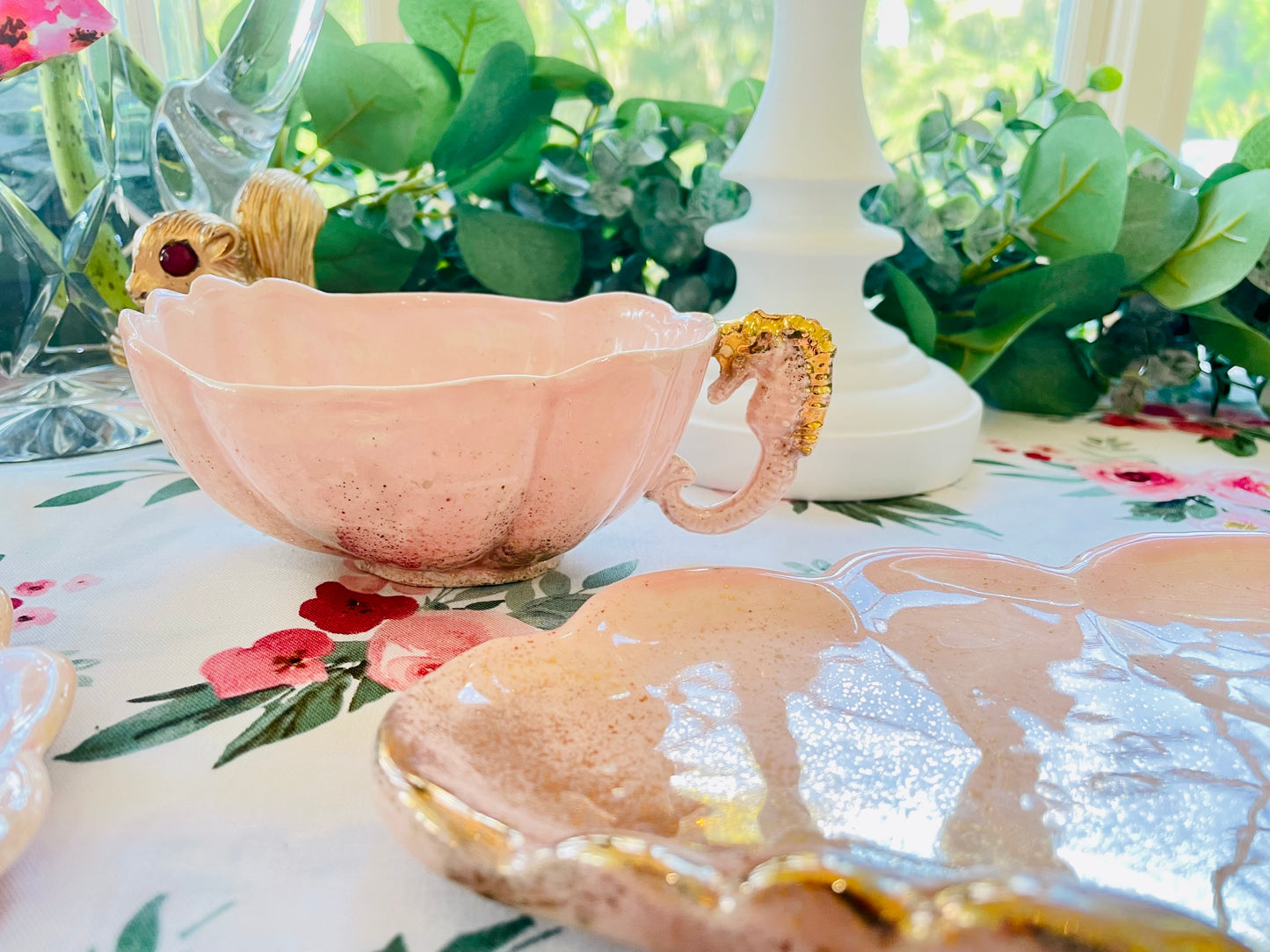 Vintage 1950s Shell Sea Ware Pink and Gold Glitter Sea Shell Shaped Dining Set with Sea Horse Tea Cups