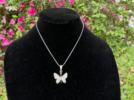 Vintage 925 Silver Minimalist Etched Butterfly Pendant Necklace