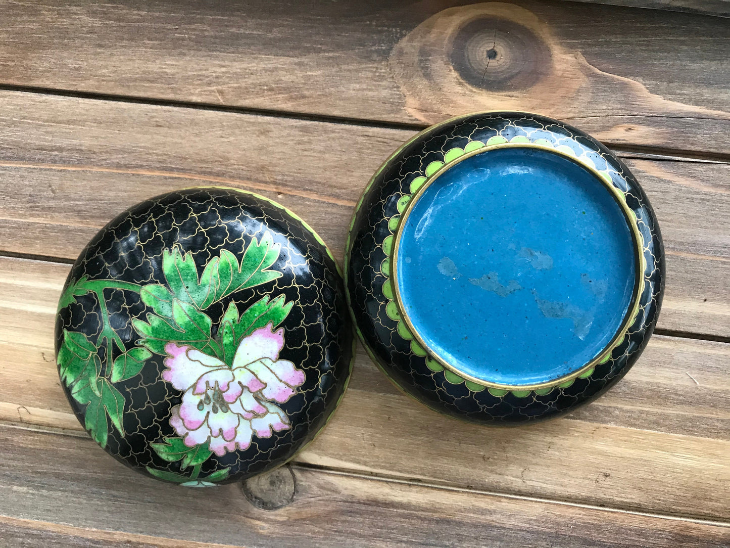 Vintage Cloisonne Black with Pink Flower Round Lidded Powder Jar Trinket Box