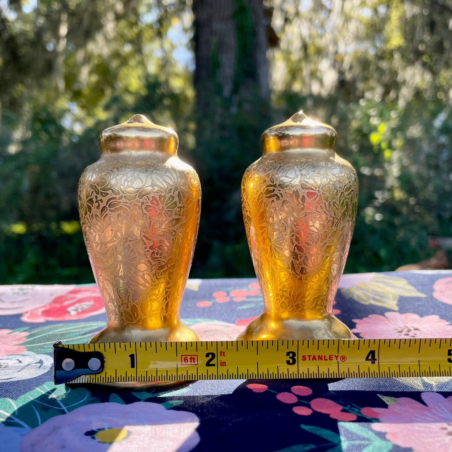 1930s 24 Karat Gold Pickard Rose and Daisy Etched Salt & Pepper Shaker Set