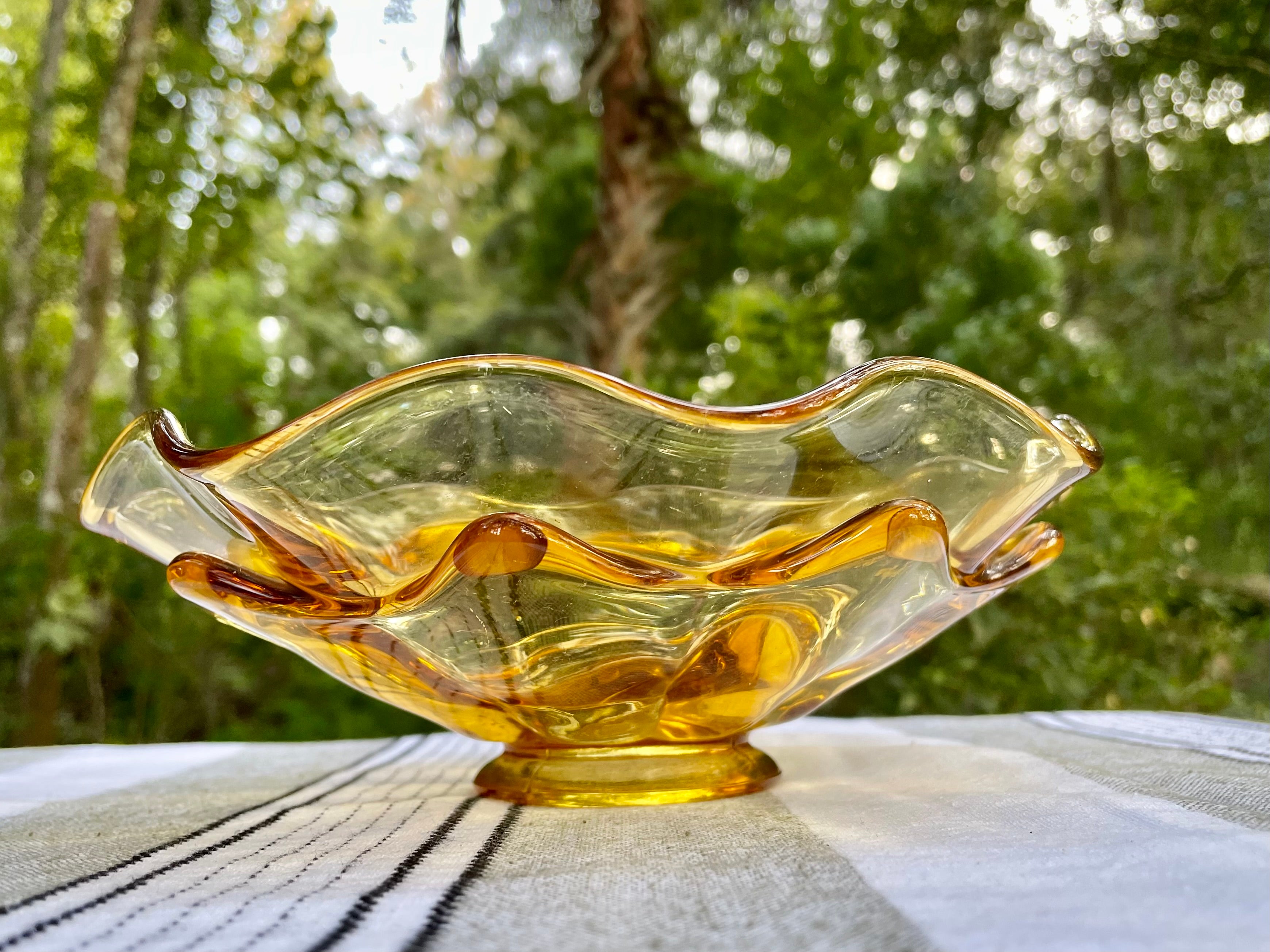 MCM top Salad Bowls, Essex Products Glass Bowl Set, Gold and Yellow Leaf, 7 pieces, Large bowl and 6 side bowls