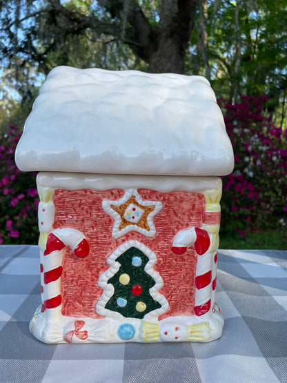 Vintage World Bazars Gingerbread House Cookie Jar