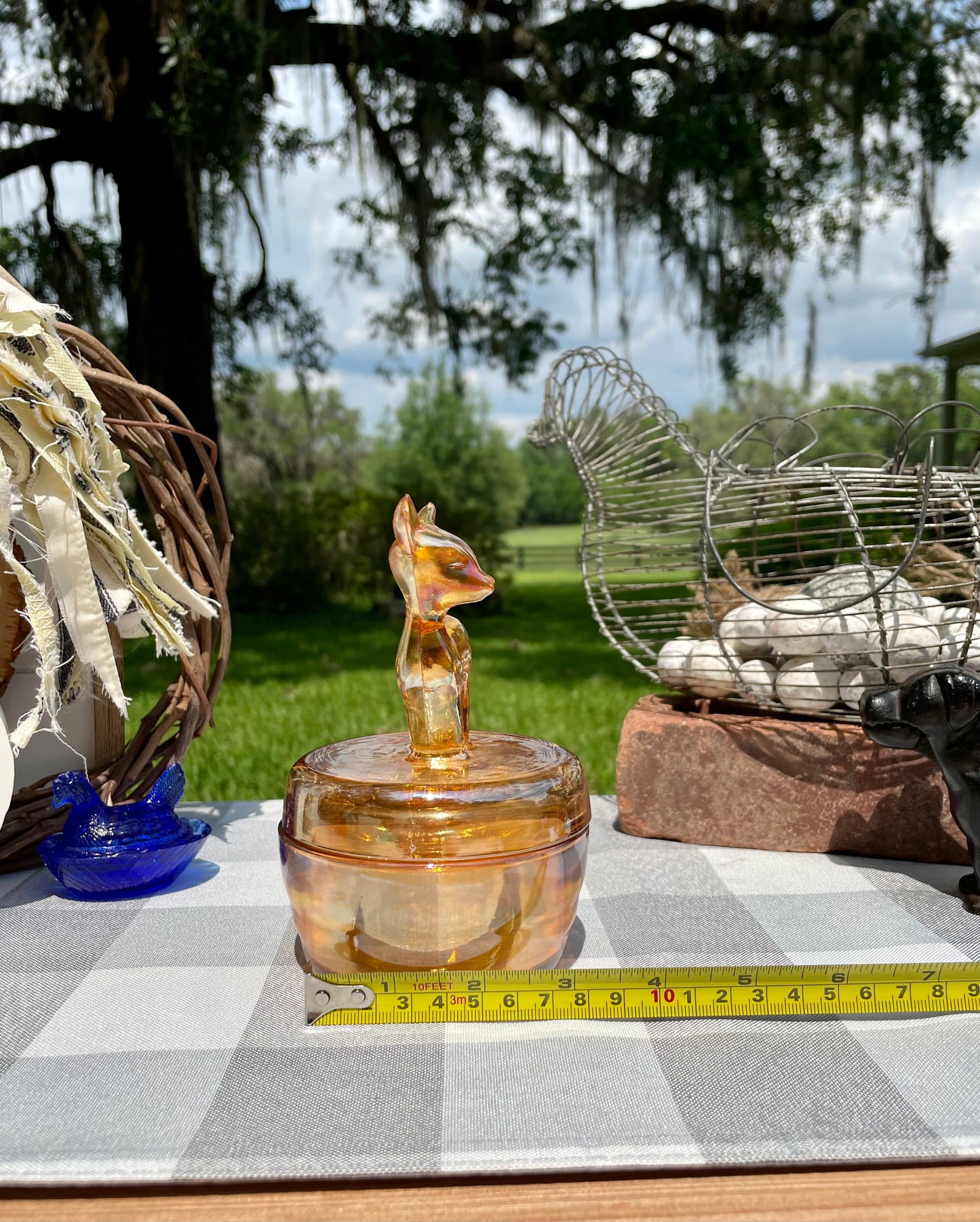 Vintage Marigold Carnival Glass Fawn/Deer Round Vanity Powder Jar